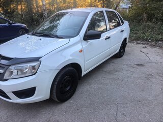 2015 Lada (ВАЗ) Granta I, белый, 260000 рублей, вид 1