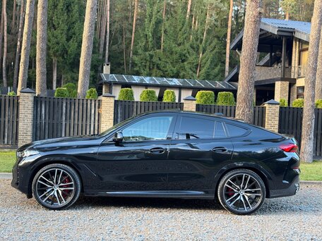 2023 BMW X6 30d III (G06), чёрный, 11720000 рублей, вид 4
