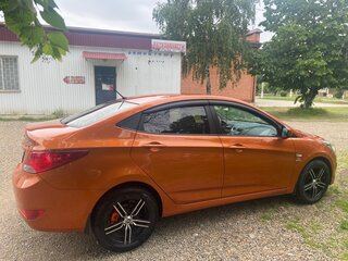 2015 Hyundai Solaris I Рестайлинг, оранжевый, 1050000 рублей, вид 5