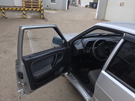 2011 Lada (ВАЗ) 2114, серебристый, 230000 рублей, вид 5