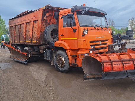 2014 КамАЗ 6520, оранжевый, 2000000 рублей, вид 1