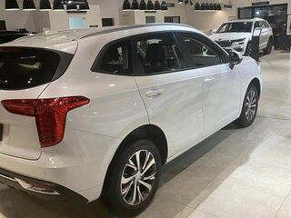 2023 Haval Jolion I Рестайлинг, белый, 1890000 рублей, вид 2
