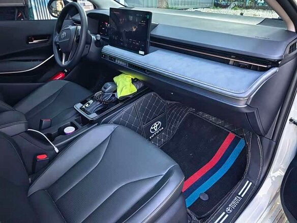2026 Toyota Corolla XII (E210) Рестайлинг 2, белый, 1810030 рублей - вид 19