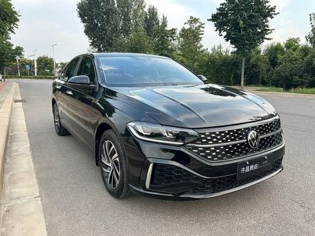 2022 Volkswagen Lavida III Рестайлинг, чёрный, 1865000 рублей, вид 4