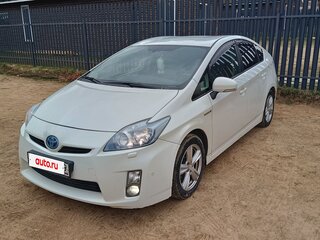 2009 Toyota Prius III (XW30), белый, 880000 рублей, вид 1