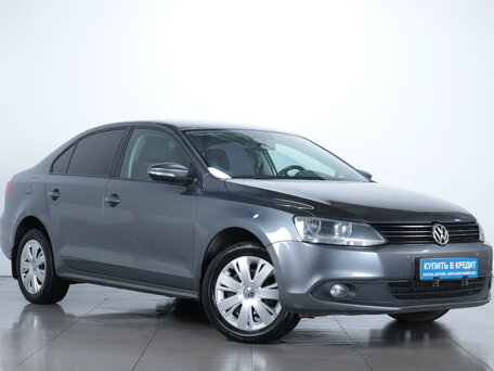 Volkswagen Jetta VI