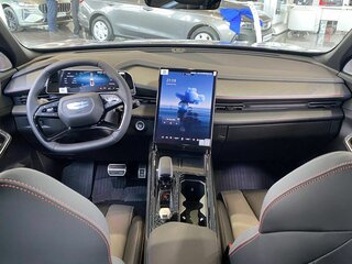 2026 Geely Cityray, серебристый, 3204990 рублей, вид 3