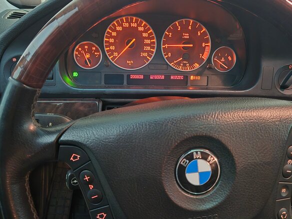 2002 BMW 5 серии 530i IV (E39) Рестайлинг, серый, 1400000 рублей - вид 8