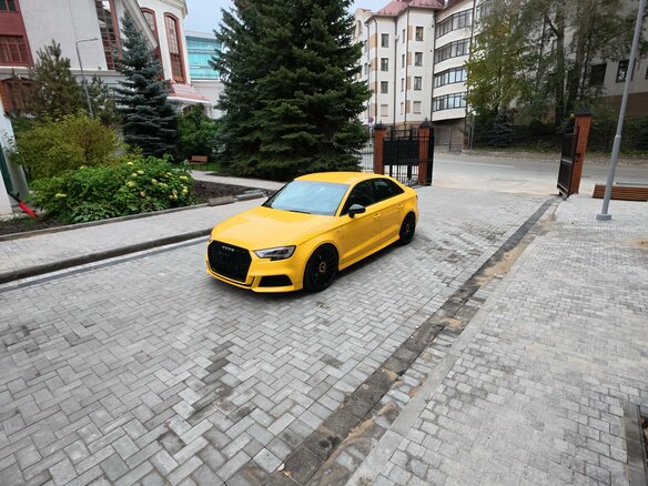 2016 Audi A3 III (8V) Рестайлинг, жёлтый - вид 3