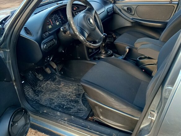 2014 Chevrolet Niva I Рестайлинг, серый, 450000 рублей - вид 17