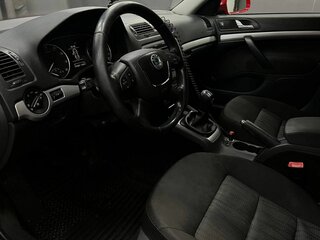 2012 Skoda Octavia II (A5) Рестайлинг, красный, 599888 рублей, вид 5