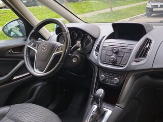 2014 Opel Zafira C, белый, 1450000 рублей, вид 5