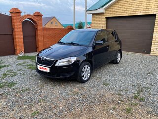 2011 Skoda Fabia II Рестайлинг, чёрный, 438000 рублей, вид 1