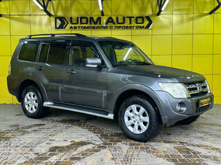 2012 Mitsubishi Pajero IV Рестайлинг 1, серый, 1799000 рублей, вид 3