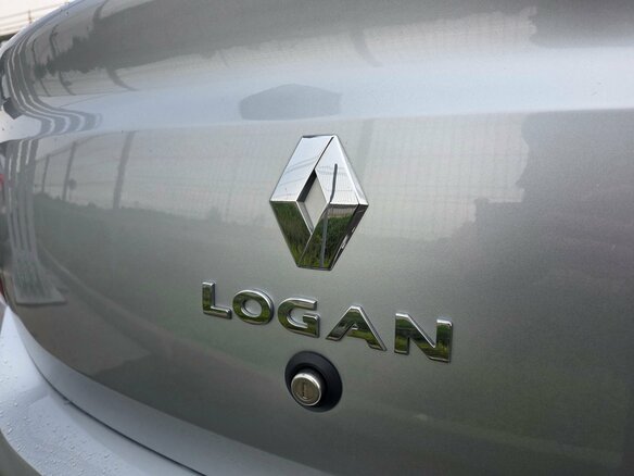 2022 Renault Logan Stepway II Рестайлинг, серый - вид 11