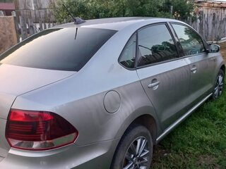 2019 Volkswagen Polo V Рестайлинг, серебристый, 1300000 рублей, вид 2