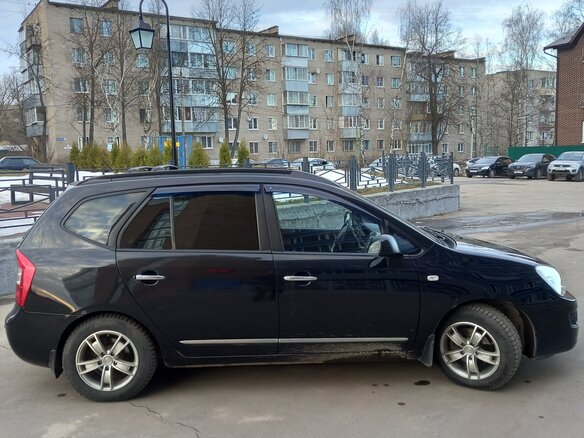 2007 Kia Carens II (UN), чёрный, 500000 рублей - вид 5