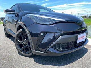 2022 Toyota C-HR I Рестайлинг, чёрный, 1900000 рублей, вид 3