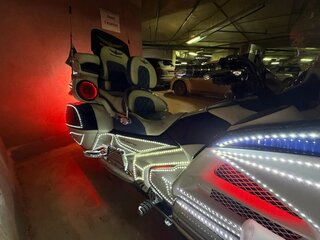 2012 Honda GL 1800 Gold Wing, белый, 1400000 рублей, вид 4