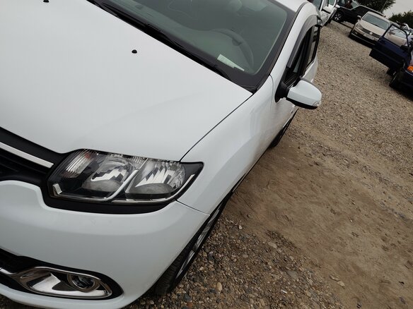 2018 Renault Logan II, белый, 1050000 рублей - вид 6