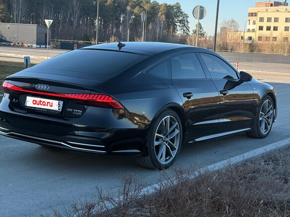 2020 Audi A7 55 TFSI II (4K), чёрный, 5699999 рублей - вид 3
