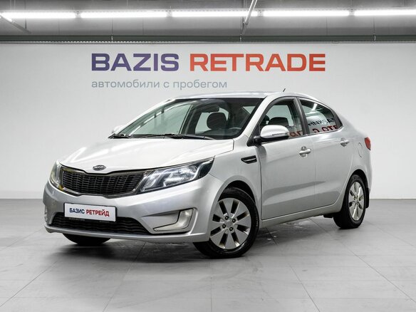 2013 Kia Rio 5-speed III, серебристый, 829000 рублей