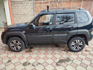 2024 Lada (ВАЗ) Niva Travel I, зелёный, 1300000 рублей, вид 4