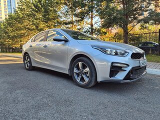 2020 Kia Cerato IV, серебристый, 1950000 рублей, вид 2