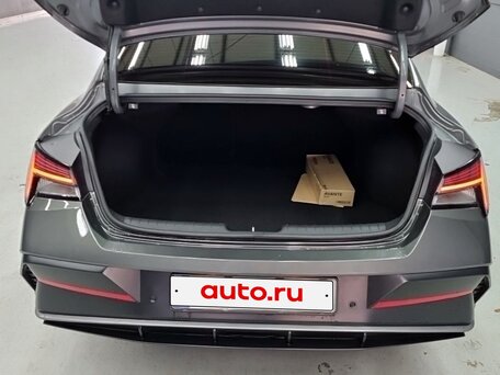 2026 Hyundai Avante VII Рестайлинг, серый, 2500000 рублей, вид 5