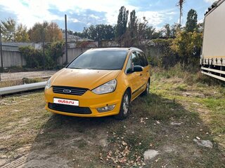 2014 Ford Galaxy II Рестайлинг, жёлтый, 575000 рублей, вид 2