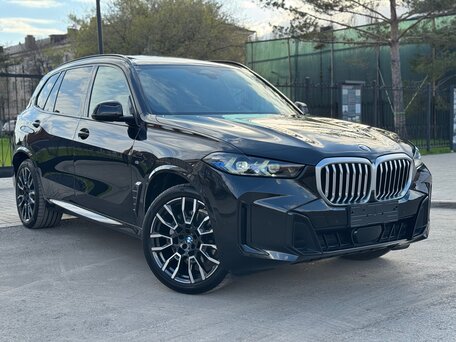 2025 BMW X5 Long 40Li IV (G05/G18) Рестайлинг, чёрный, 10999000 рублей, вид 4