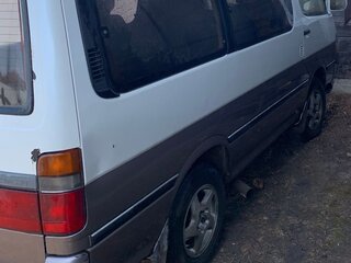 1993 Toyota HiAce H100, белый, 380000 рублей, вид 4