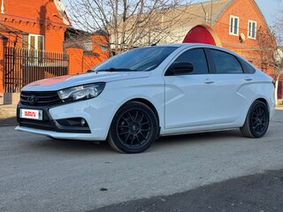 2020 Lada (ВАЗ) Vesta I, белый, 900000 рублей, вид 1