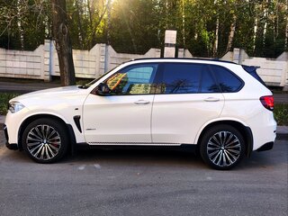 2013 BMW X5 50i III (F15), белый, 3500000 рублей, вид 4