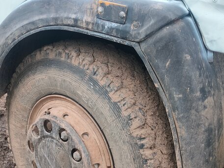 2003 КамАЗ 5511, серый, 750000 рублей, вид 2