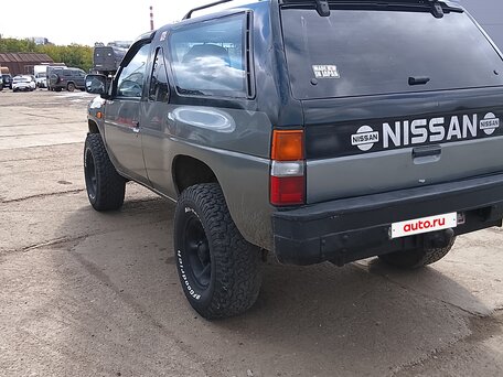 1988 Nissan Terrano I, серый, 205000 рублей, вид 4
