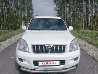 2005 Toyota Land Cruiser Prado 4-speed 120 Series, белый, 1900000 рублей, вид 2