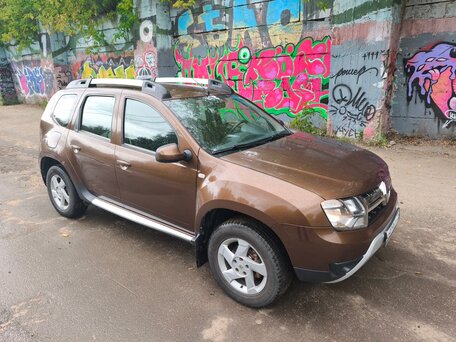 2017 Renault Duster I Рестайлинг, коричневый, 1600000 рублей, вид 3