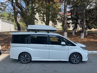 2020 Honda Stepwgn Spada V Рестайлинг, белый, 2390000 рублей, вид 1