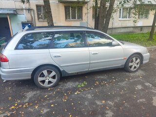 2002 Toyota Avensis I Рестайлинг, серебристый, 249000 рублей, вид 3