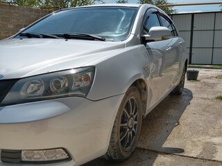 2013 Geely Emgrand EC7, серый, 590000 рублей, вид 3