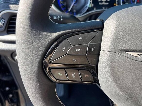 2026 Chrysler Pacifica RU Рестайлинг 2, чёрный, 12925206 рублей - вид 5