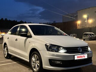 2019 Volkswagen Polo V Рестайлинг, белый, 780000 рублей, вид 1