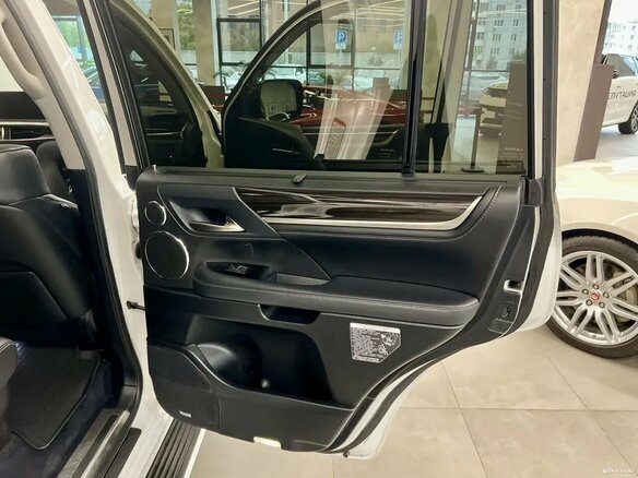 2018 Lexus LX 450d III Рестайлинг 2, белый - вид 8