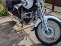 2019 Bajaj Avenger, белый, 268000 рублей - вид 1