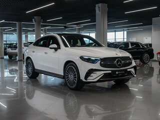 2026 Mercedes-Benz GLC Coupe 300 II (C254), белый, 9350000 рублей, вид 2