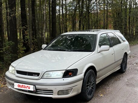 1997 Toyota Mark II Qualis VIII (X100), белый, 600000 рублей, вид 2