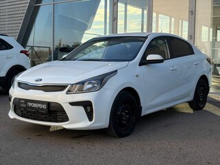 2019 Kia Rio IV, белый, 1330000 рублей, вид 1