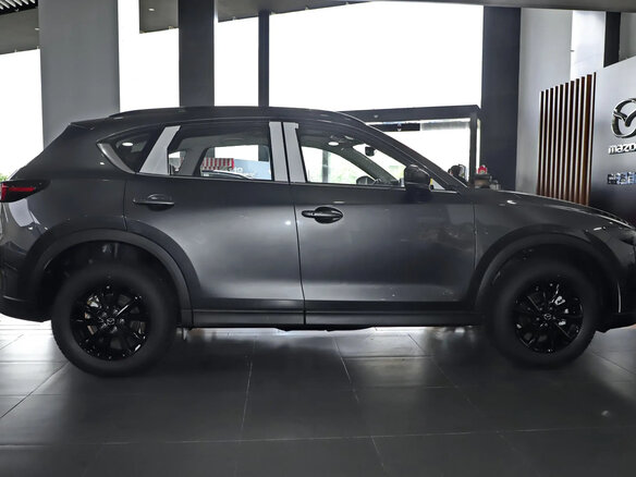 2025 Mazda CX-5 II Рестайлинг, серый, 3064000 рублей - вид 3