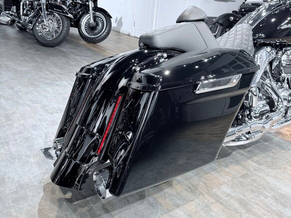 2017 Harley-Davidson Road Glide Special, чёрный, 1899000 рублей - вид 19